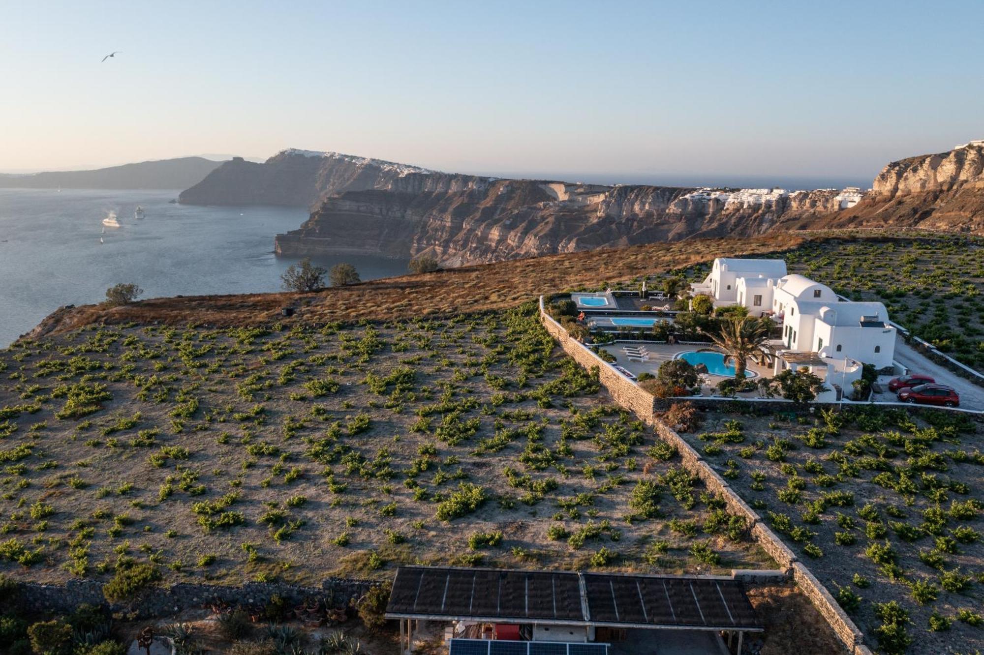 Villa Oinos - Sunset Views Ormos Athinios Exterior foto